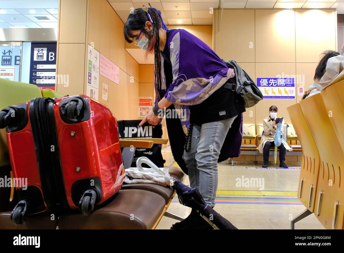 High speed bus terminal hires stock photography and images Alamy