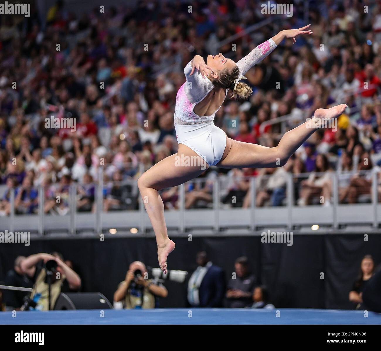 Fort Worth, TX, USA. 15th Apr, 2023. Utah's Makenna Smith competes on ...