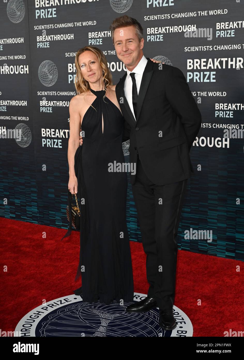 Edward Norton & Shauna Robertson at the 2023 Breakthrough Prize ...