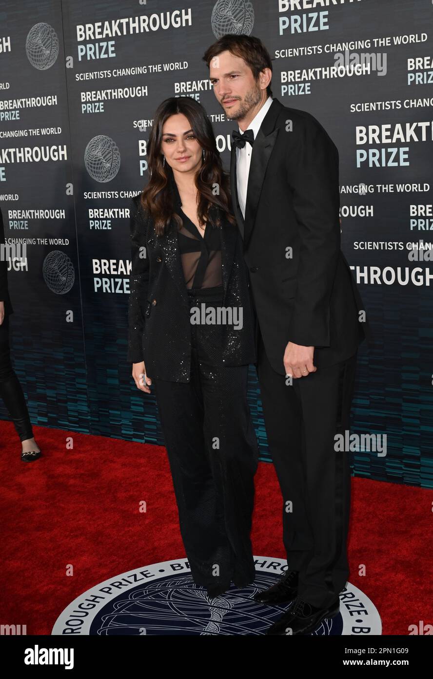 Ashton Kutcher & Mila Kunis at the 2023 Breakthrough Prize Ceremony for Science & Mathematics at the Academy Museum. Picture: Paul Smith-Featureflash Stock Photo