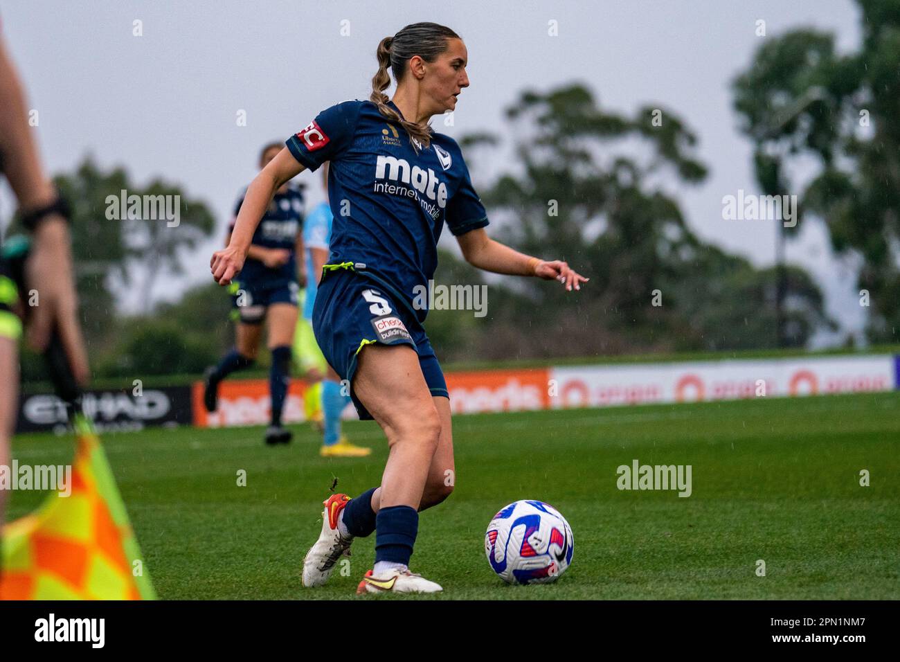 Cranbourne East, Australia. 15 April 2023. Melbourne Victory's Jessika Nash keep the ball in on the wing in preparation for a counter-attack. Credit: James Forrester/Alamy Live News Stock Photo