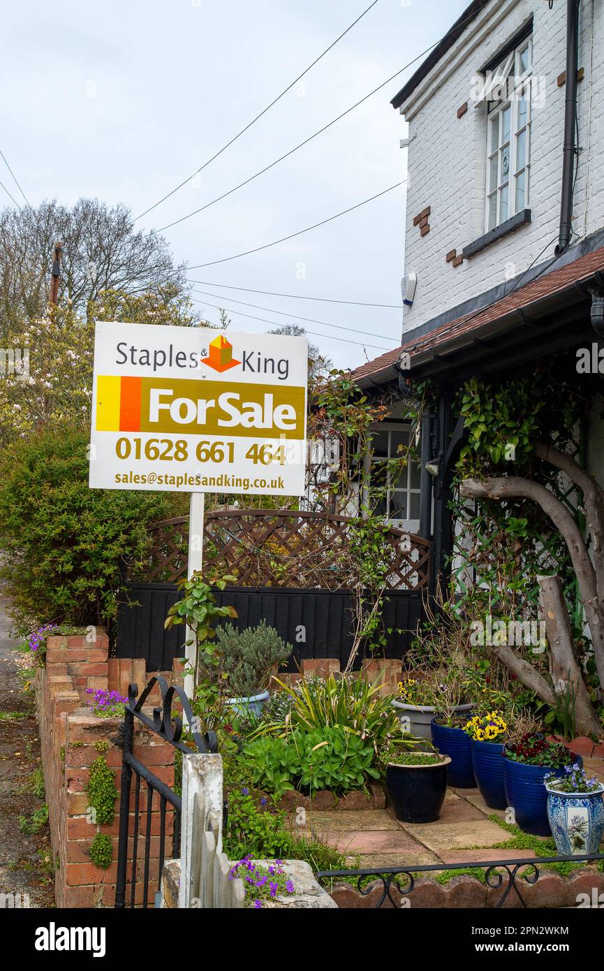 Terrarced houses hires stock photography and images Alamy