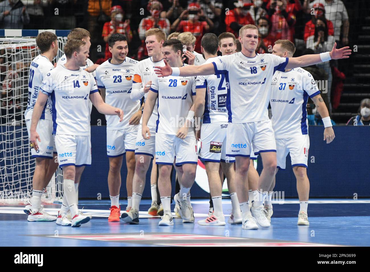 Iceland national team celebrates the win against France. EHF Euro 2022. Main Round Stock Photo