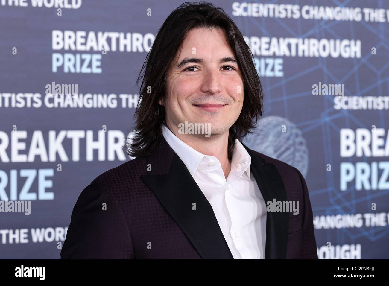 Los Angeles, United States. 15th Apr, 2023. LOS ANGELES, CALIFORNIA, USA -  APRIL 15: Bulgarian-American entrepreneur/Co-Founder and CEO of Robinhood  Markets Vladimir Tenev arrives at the 9th Annual Breakthrough Prize  Ceremony held