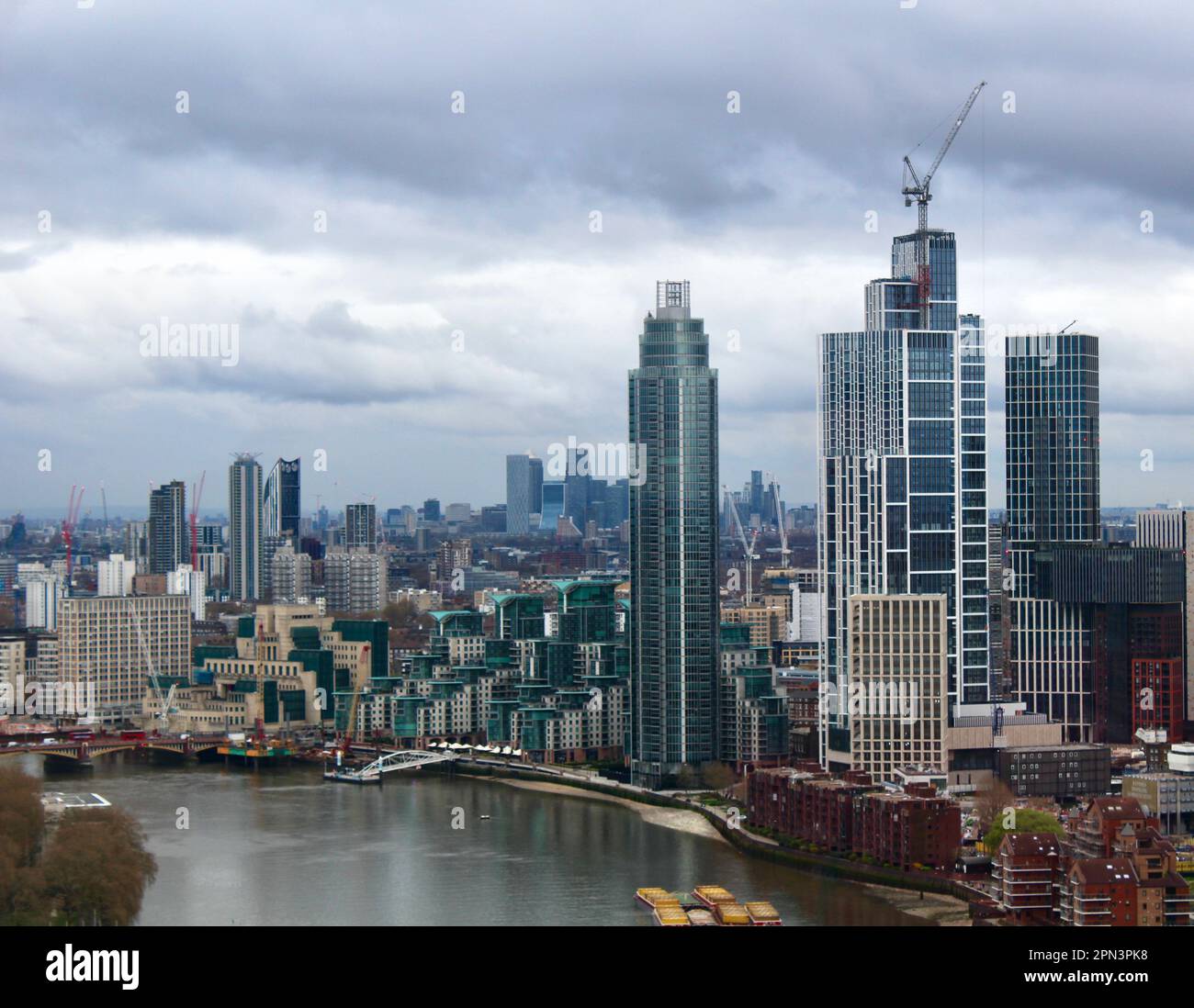 Panoramic London Views from the top of Battersea Power Station chimney lift 109 Stock Photo