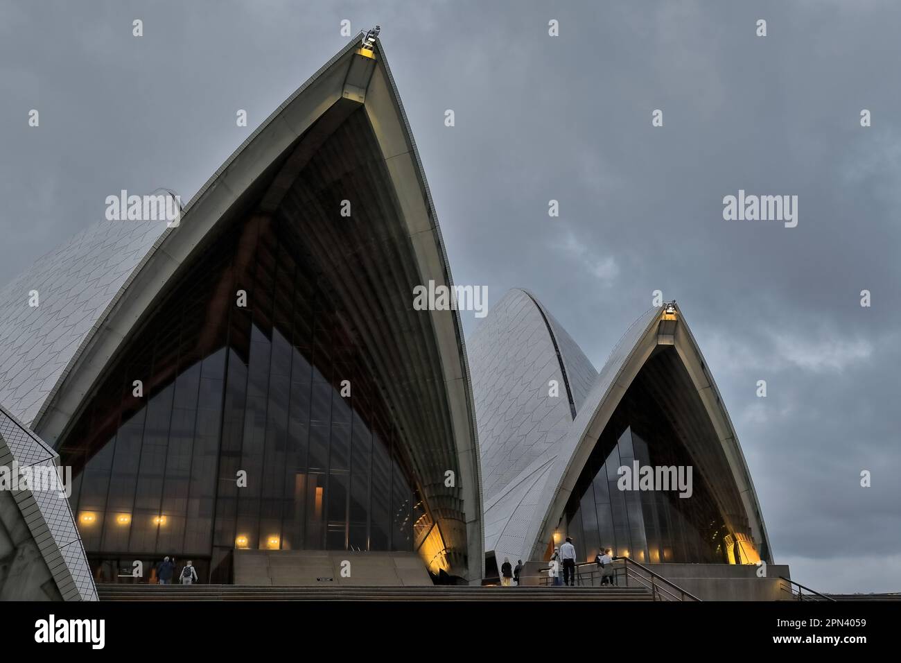 573 View at twilight from the south of the Sydney Opera House shell ...