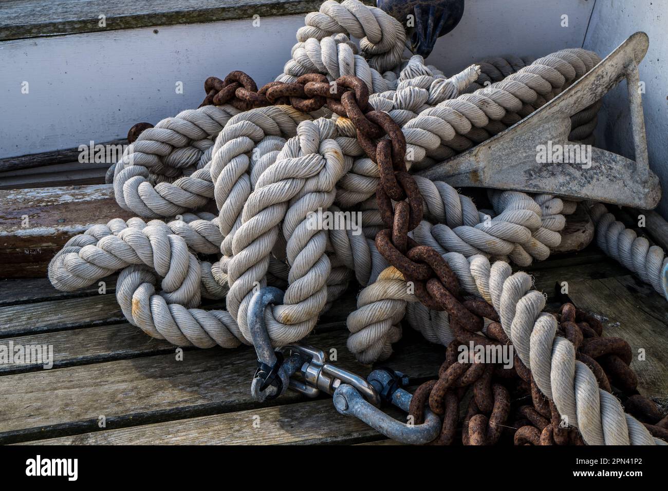 Knotted net hi-res stock photography and images - Alamy