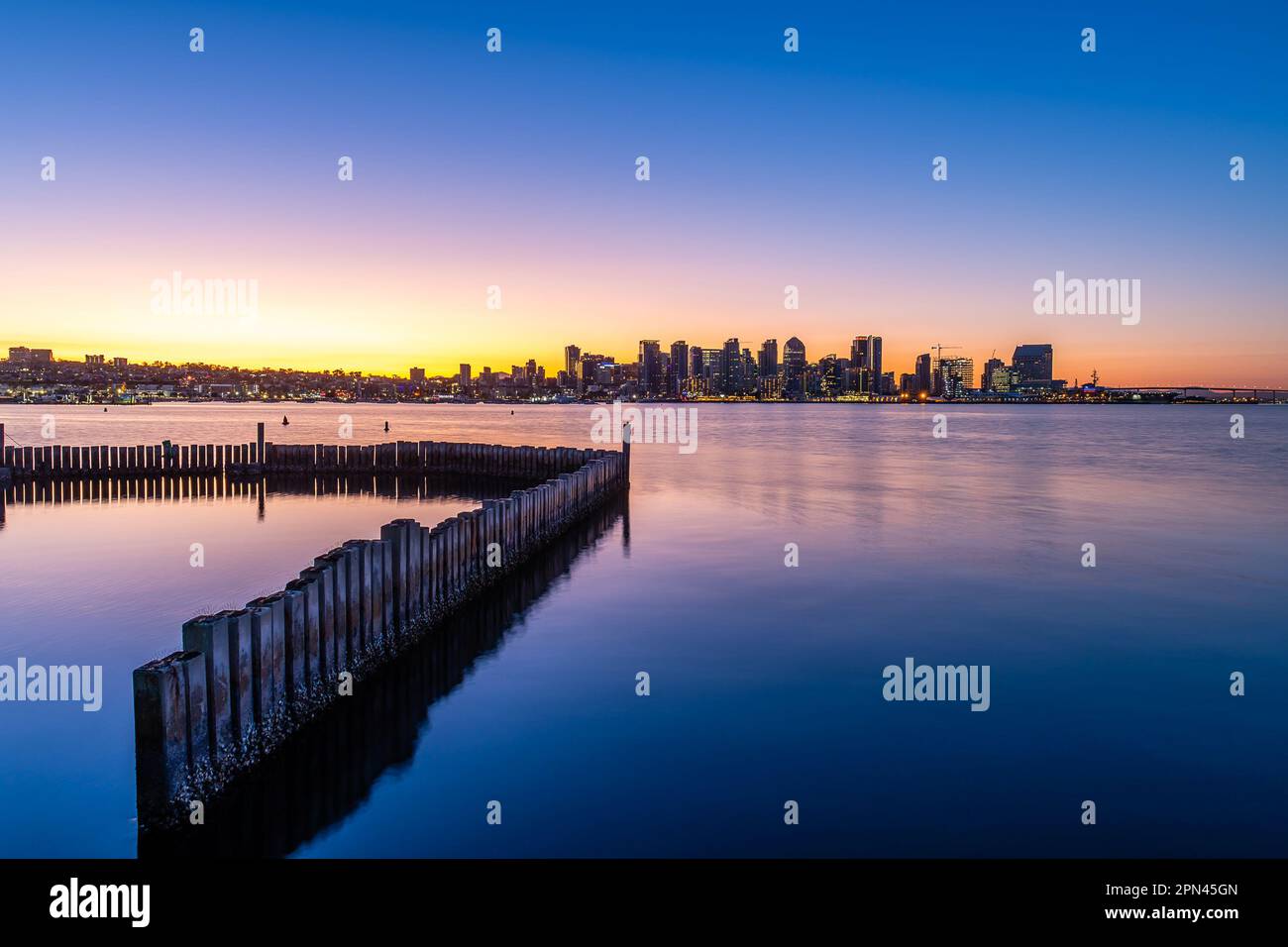 Sunrise harbor island san hi-res stock photography and images - Alamy