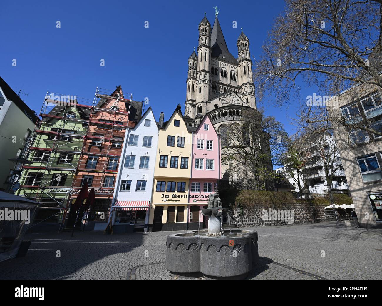 Cologne, Germany. 09th Apr, 2023. Stapelhäuschen and Martinswinkel at