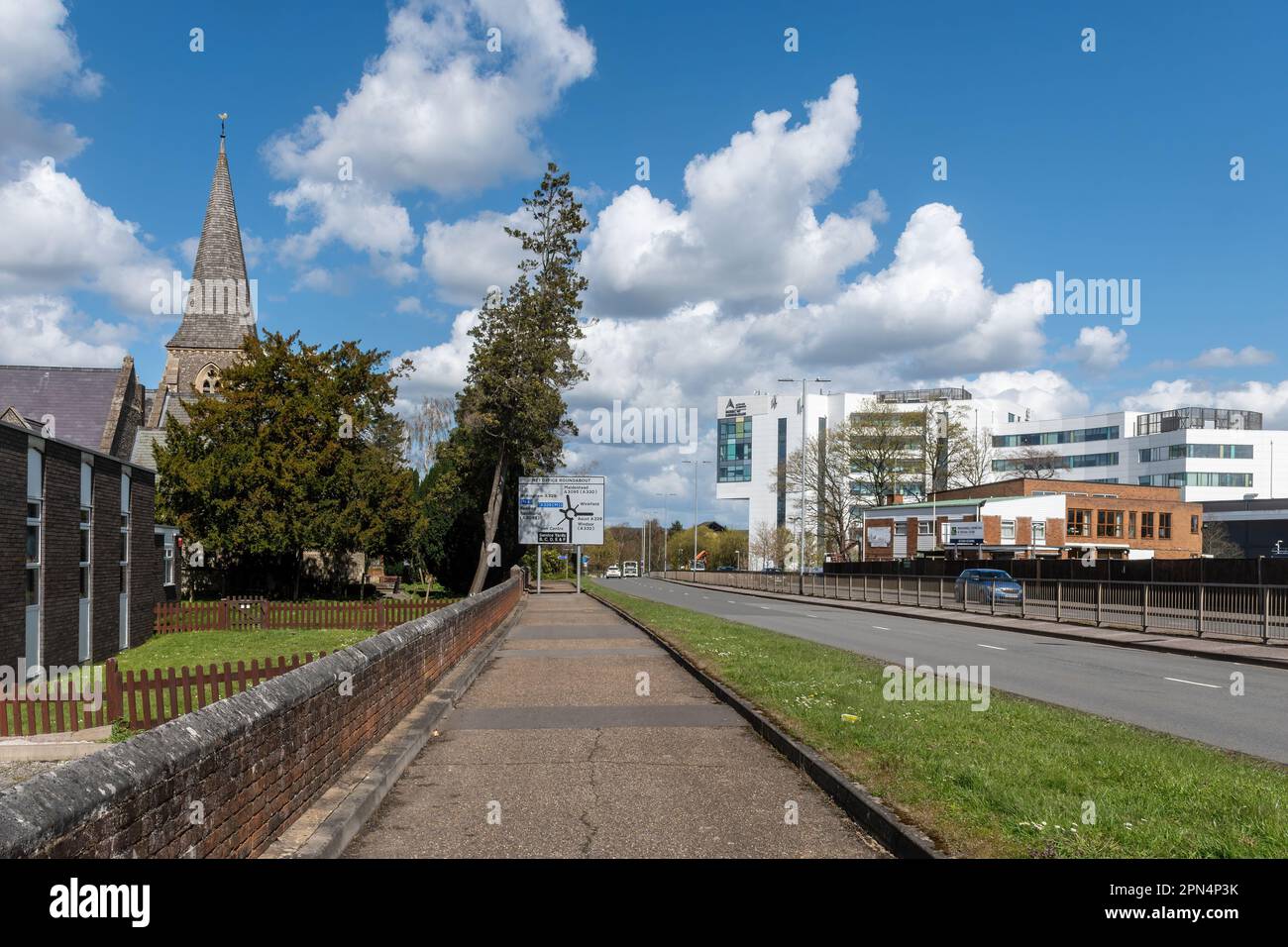 Street view along Church Road A3095 towards the Met Office Roundabout and Bracknell & Wokingham College building, Bracknell, Berkshire, England, UK Stock Photo