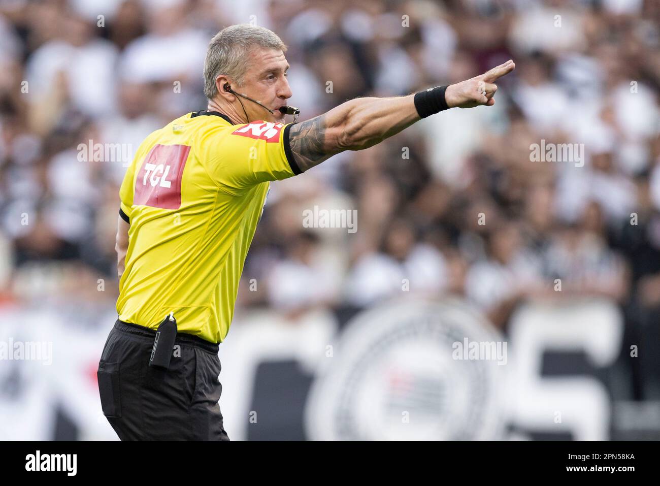 Sao Paulo, Brazil. 25th June, 2023. SP - SAO PAULO - 06/25/2023 -  BRAZILEIRO A 2023, PALMEIRAS X BOTAFOGO - Referee Anderson Daronco during  the match between Palmeiras and Botafogo at the