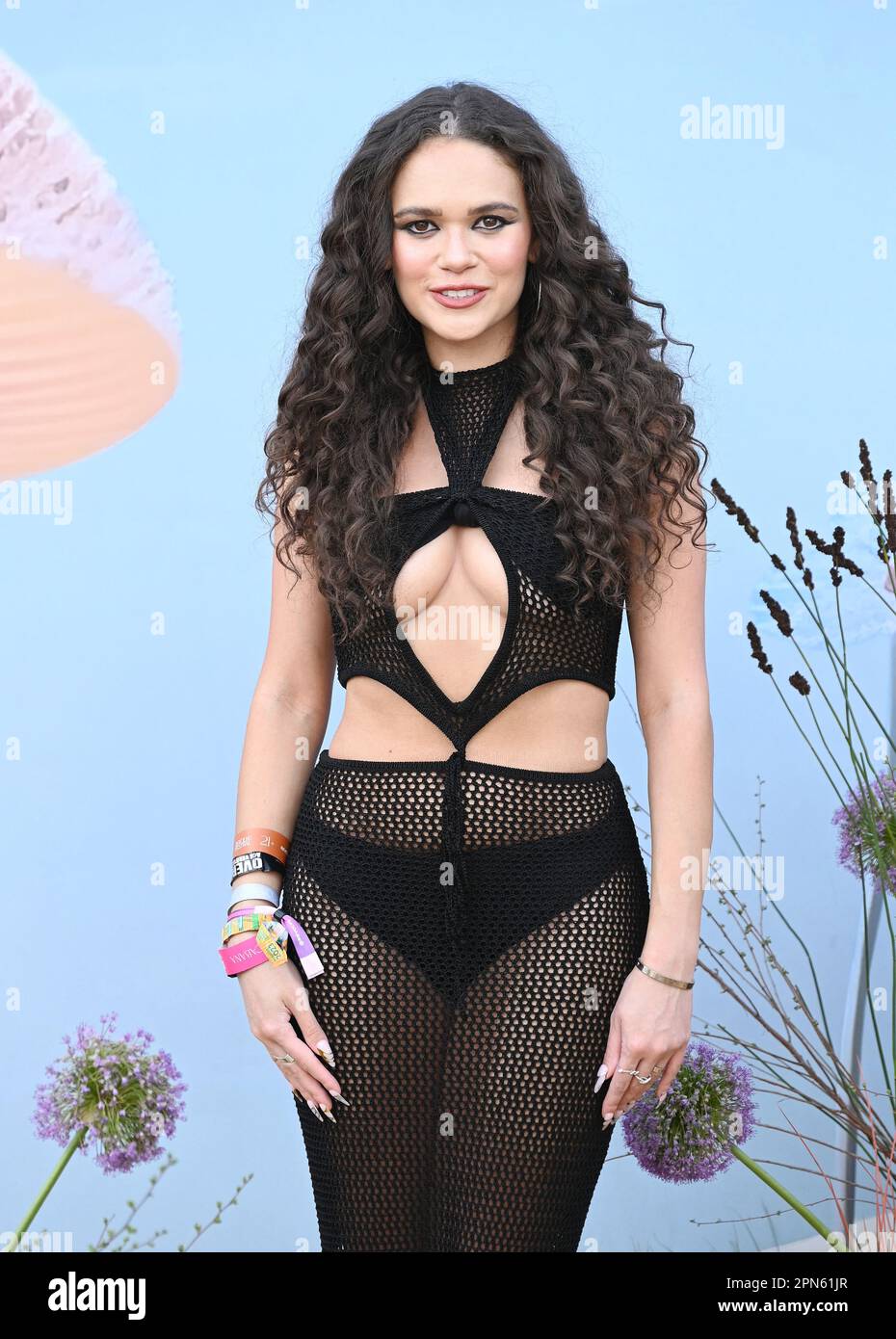 Madison pettis at revolve hi-res stock photography and images - Alamy, image size:930x1390