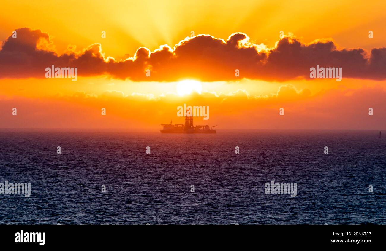 Drill ship in the Gulf of Mexico Stock Photo
