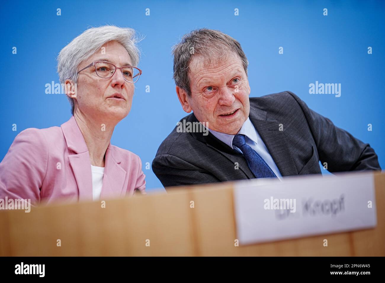 17 April 2023, Berlin The Expert Council for Climate Issues with