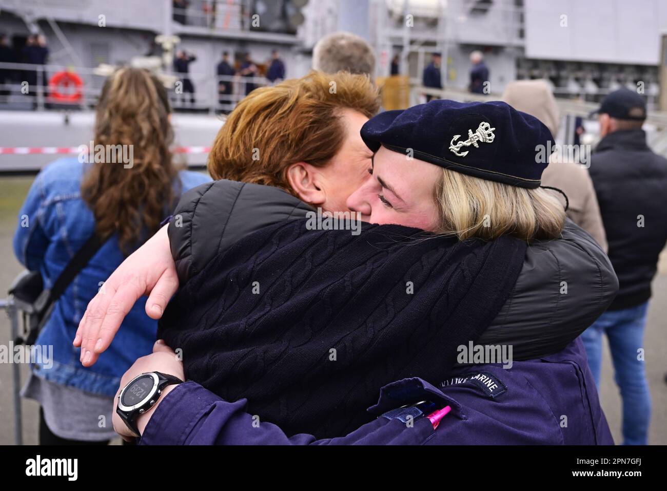 DEN HELDER, Netherlands - 17/04/2023, Crew members of the frigate Zr.Ms. Van Amstel say goodbye before departure. The naval vessel will become part of the Standing NATO Maritime Group 1 (SNMG1) and is one of the 4 rapidly deployable NATO fleets. The Zr.Ms. Van Amstel specializes in anti-submarine warfare. ANP OLAF KRAAK netherlands out - belgium out Credit: ANP/Alamy Live News Stock Photo