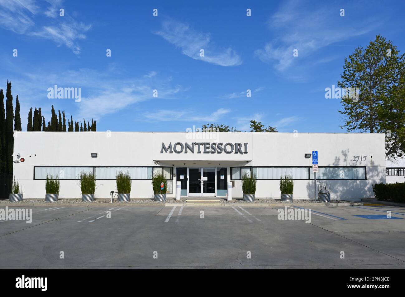 SANTA ANA, CALIFORNIA - 16 APR 2023: Montessori International Academy on Halladay Street. Stock Photo