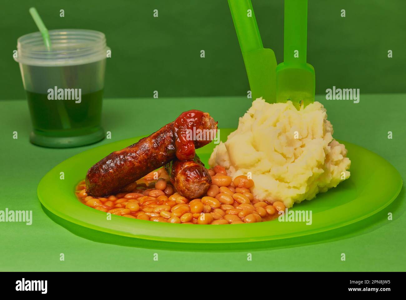 Sausage mashed potatoes and baked beans Stock Photo Alamy