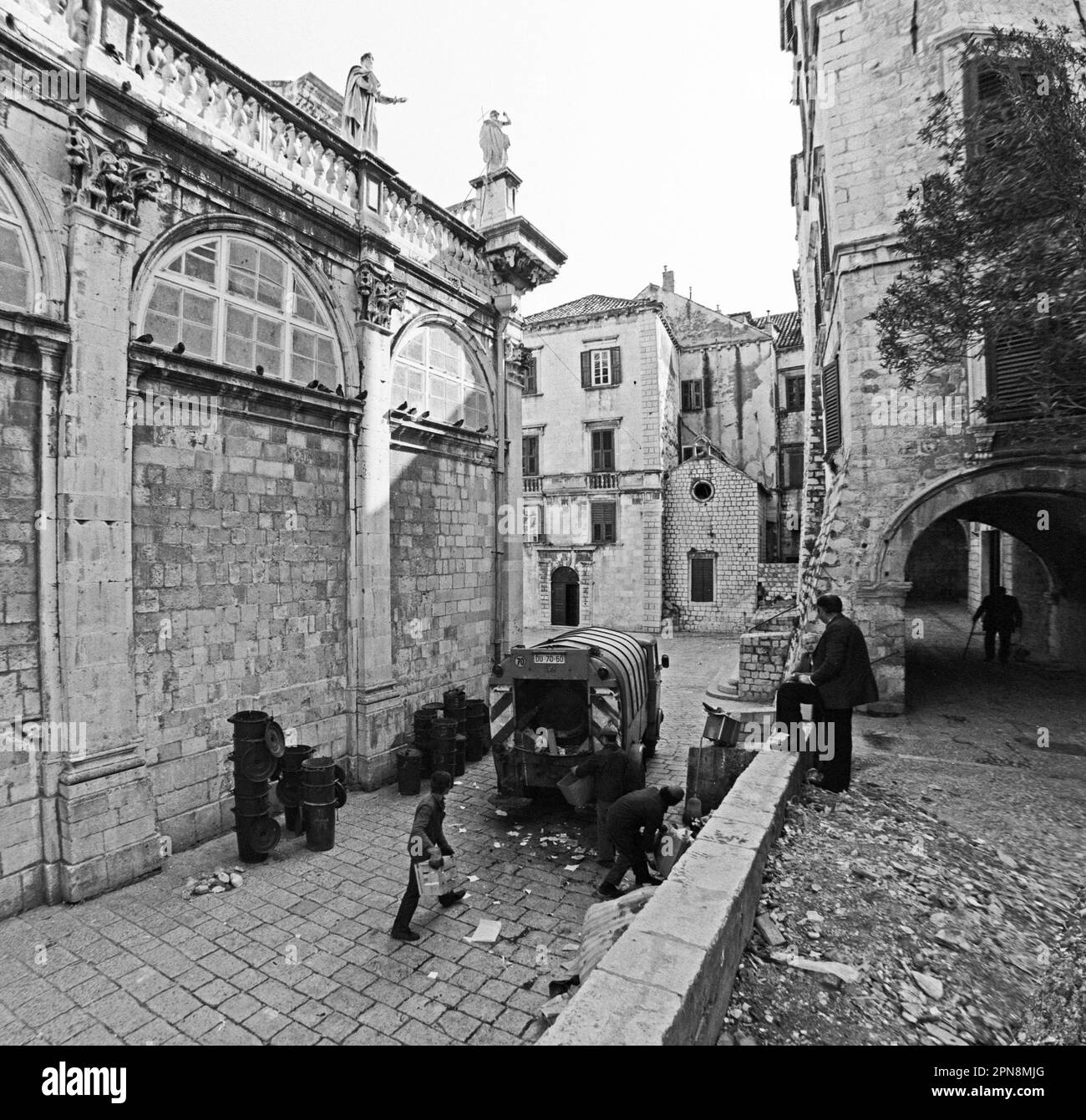 1970s garbage truck Black and White Stock Photos & Images - Alamy