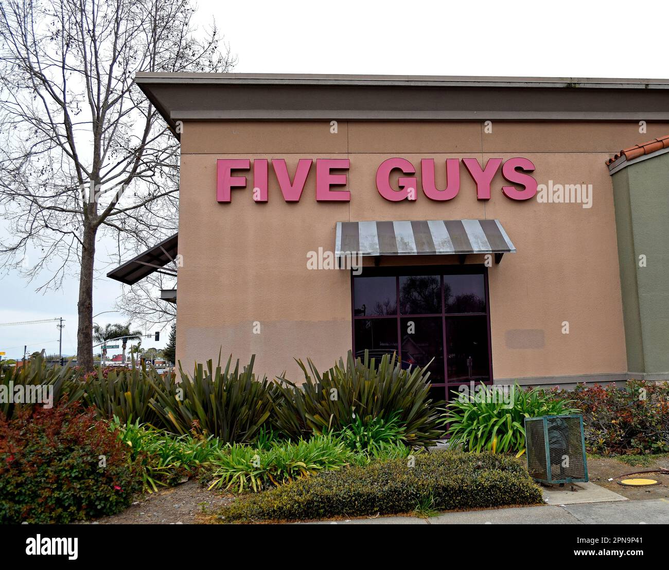 Five Guys restaurant in Hayward, California Stock Photo Alamy