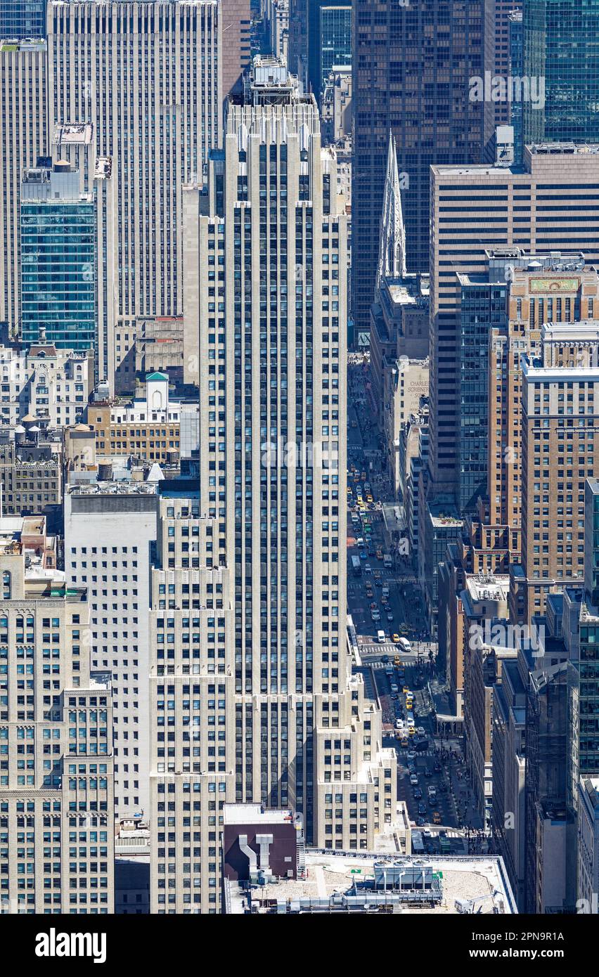 500 Fifth Avenue has similar design and same architects as the