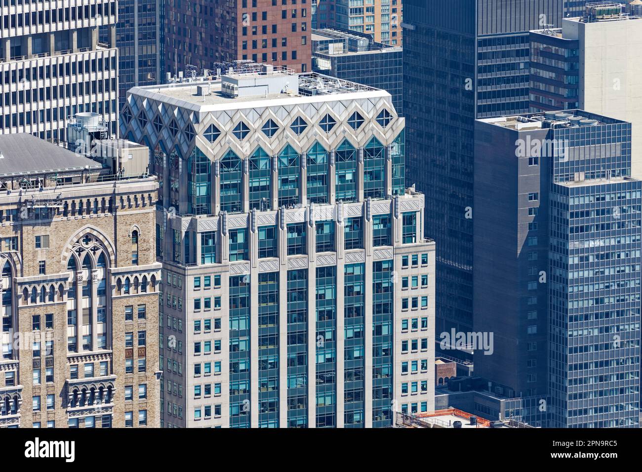 450 Lexington Avenue is a granite office tower built upon the Warren & Wetmore-designed Grand Central Post Office in Midtown Manhattan. Stock Photo