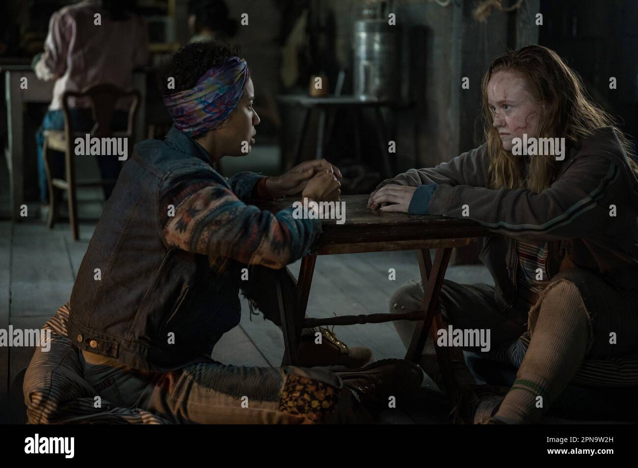 YELLOWJACKETS, from left Jasmin Savoy Brown, Liv Hewson, Friends