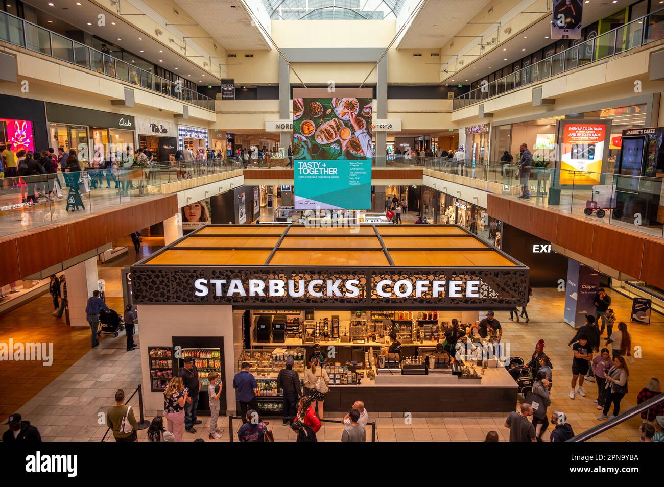 Hoston, Texas - April 8, 2023: Inside the Galleria shopping mall in Houston, Stock Photo