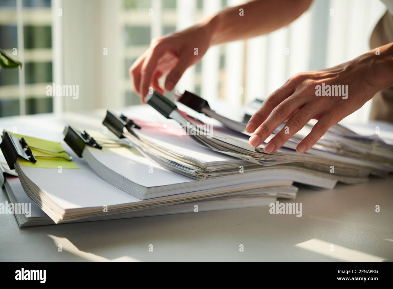 Office documents stack file hi-res stock photography and images - Alamy