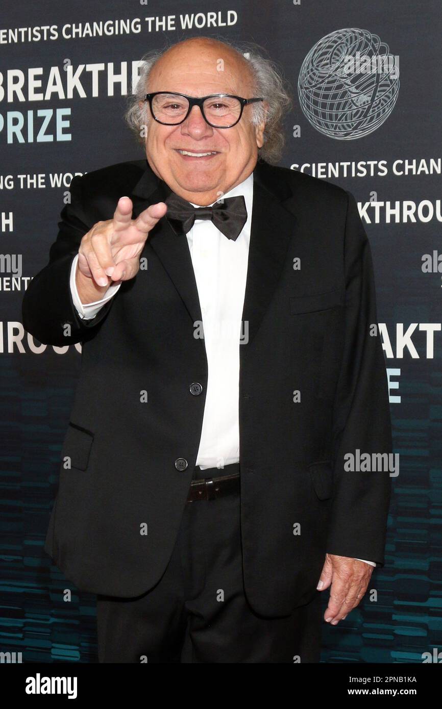 Los Angeles, CA. 15th Apr, 2023. Danny DeVito at arrivals for Ninth Annual Breakthrough Prize Ceremony, Academy Museum of Motion Pictures, Los Angeles, CA April 15, 2023. Credit: Priscilla Grant/Everett Collection/Alamy Live News Stock Photo