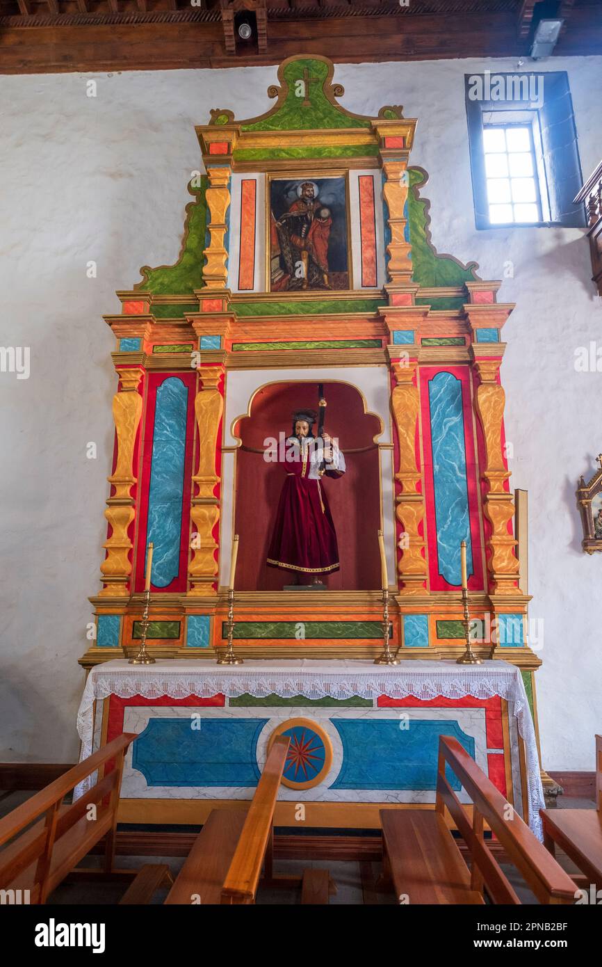 Parroquia san pedro apostol hi-res stock photography and images - Alamy