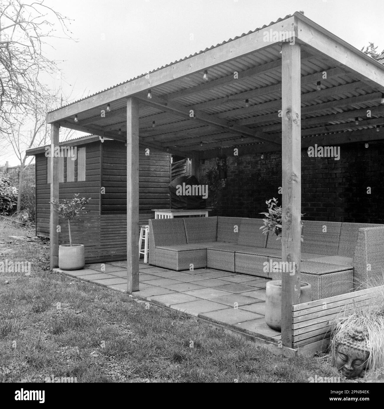 Seating On Pole Black And White Stock Photos Images Alamy uk-london-england-time-zone-map-time-zones-and-cantons-cities
