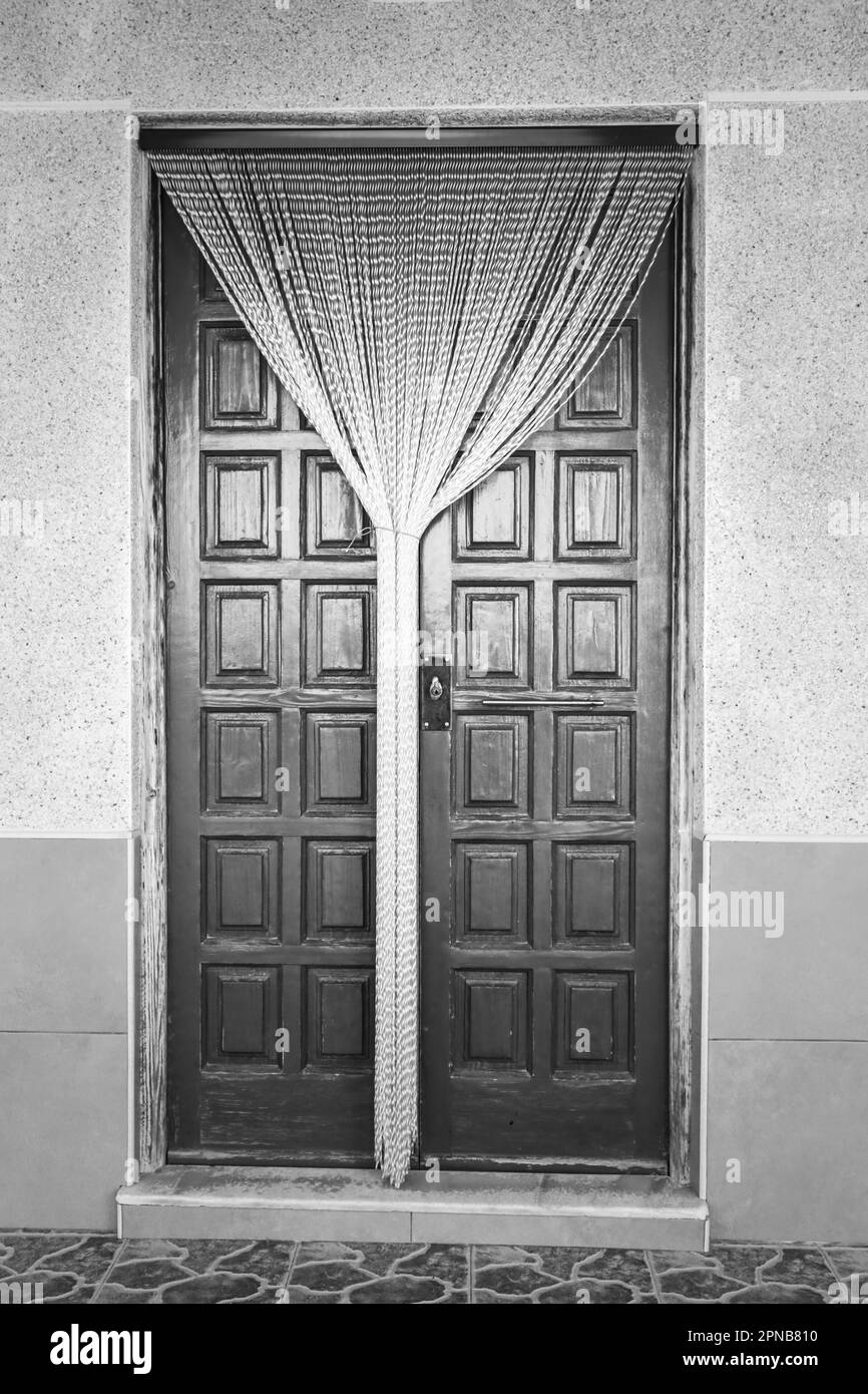 Glass curtain wall facade Black and White Stock Photos & Images Alamy