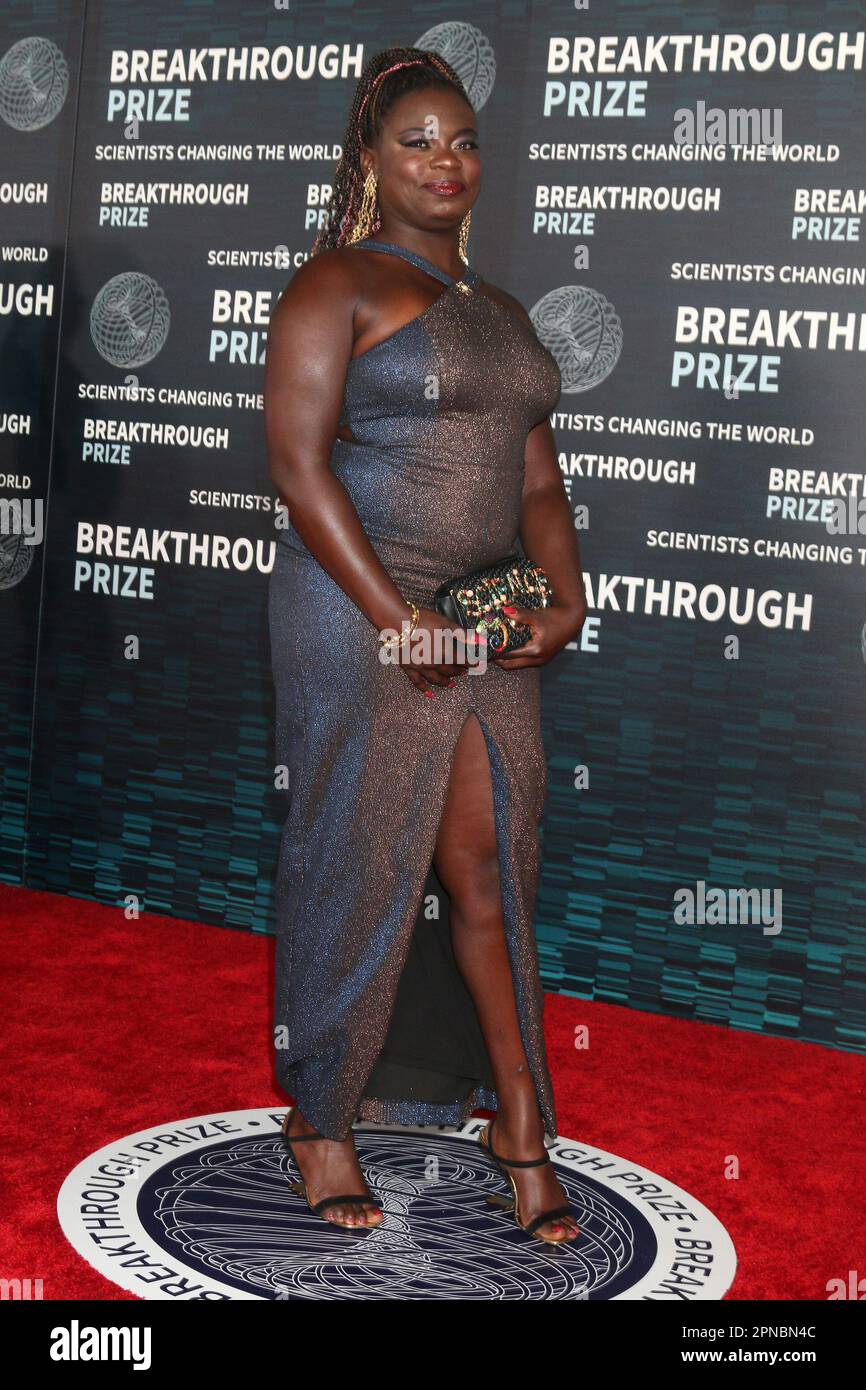 LOS ANGELES APR 15 Dr. Raven Baxter at the 9th Breakthrough Prize Ceremony Arrivals at the