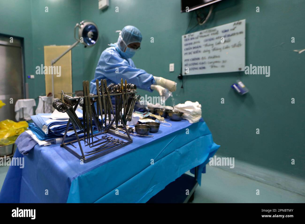 Tam Duc Cardiology Hospital. Operating theater. Cardiac surgery