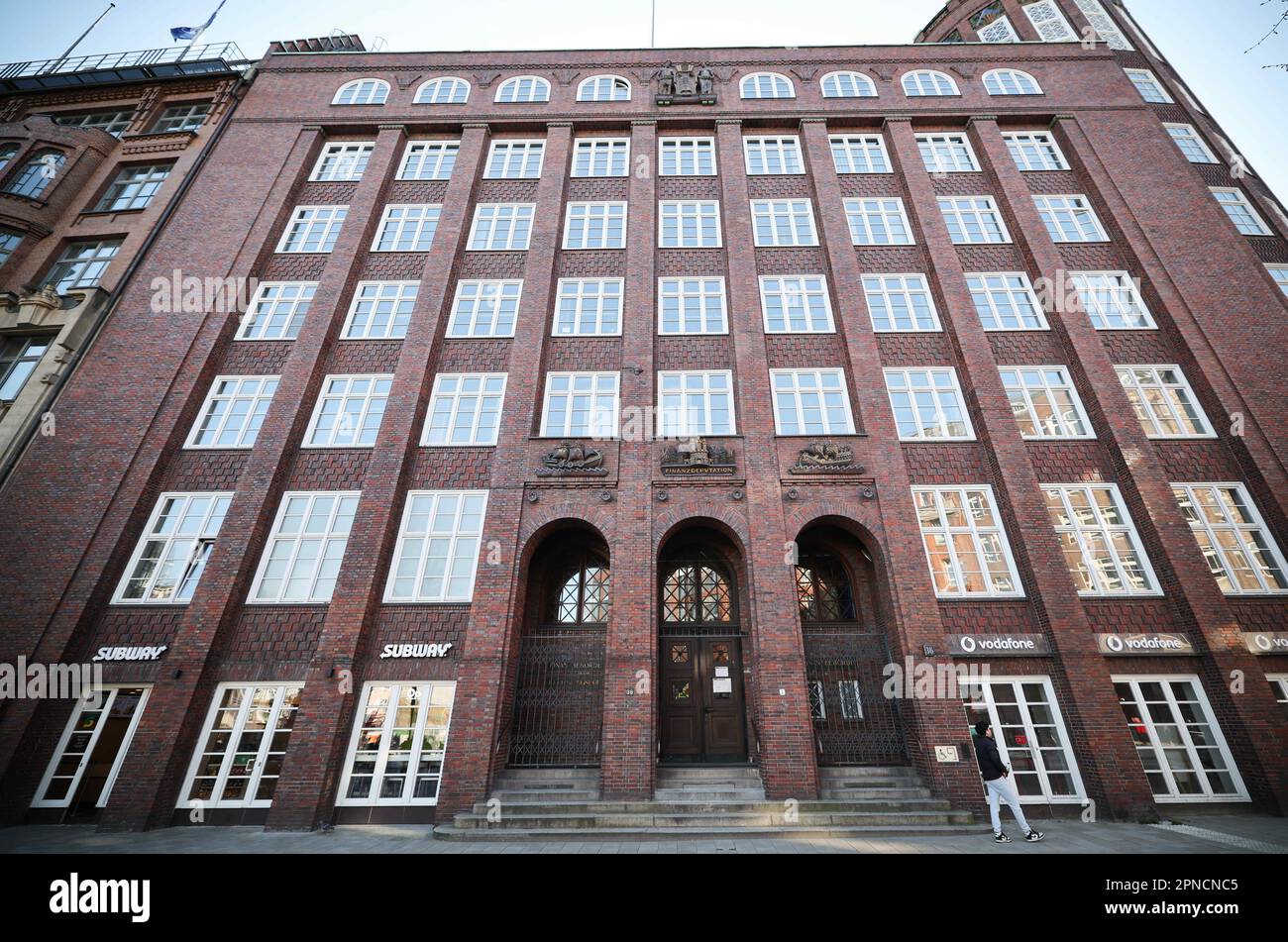 PRODUCTION 17 April 2023, Hamburg Exterior view of the Hamburg