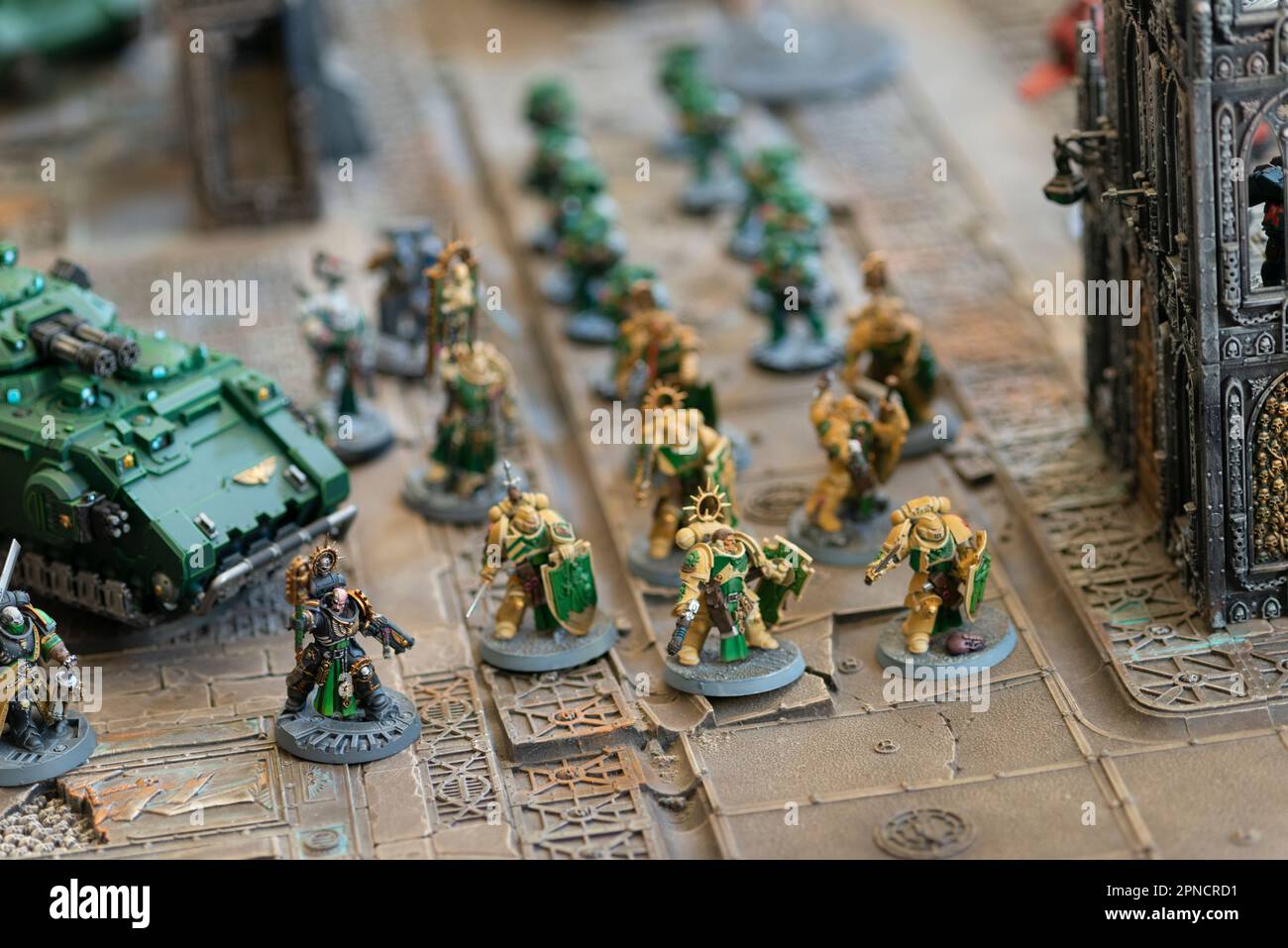 Warhammer 40K: Ulrik L'Uccisore - Lupi Spaziali, Miniatura Dipinta E Assemblata