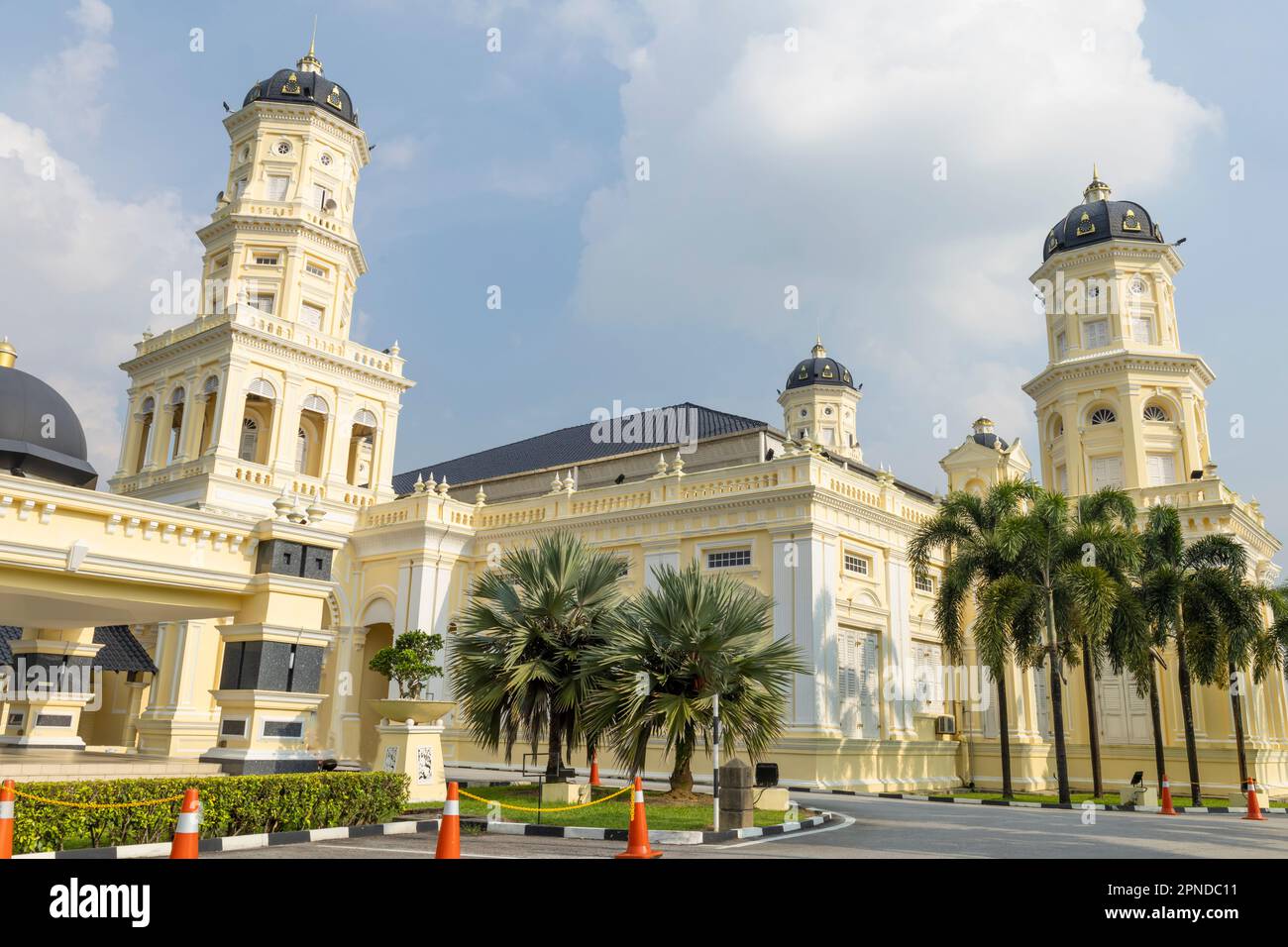 Malaysia The Sultan Of Johor Hi res Stock Photography And Images Alamy Malaysia The Sultan Of Johor Hi res Stock Photography And Images Alamy