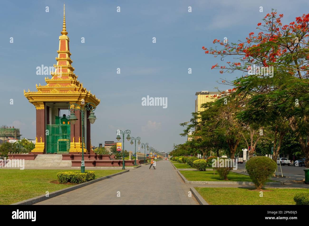 Statue of Sihanouk Norodom, Phnom Penh, Cambodia Stock Photo