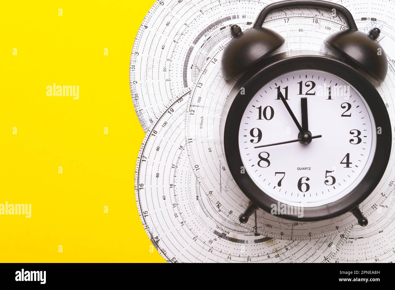 Tachograph. Driver time tracking. Analog tachograph. Fixing the