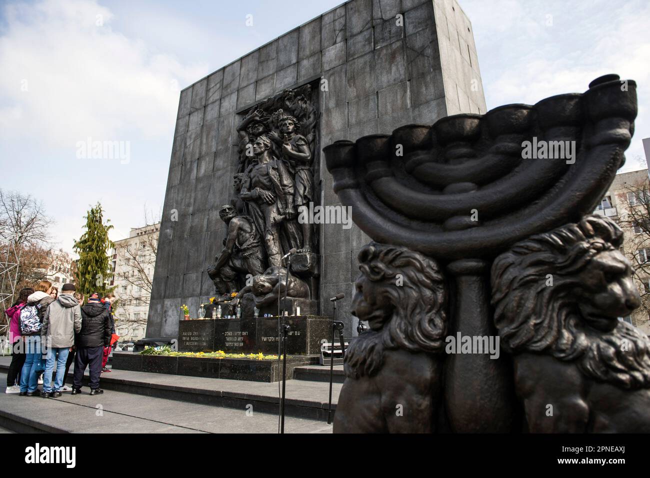 Warsaw, Mazowieckie, Poland. 18th Apr, 2023. The Monument to the Ghetto Heroes commemorates Jewish insurgents from the Warsaw Ghetto, which lasted from 19 April 1943 to 16 May 1943. This year April 19, the world will mark the 80th anniversary of the Warsaw Ghetto Uprising ''“ the first large-scale metropolitan uprising in Nazi-occupied Europe. The Uprising became an everlasting symbol of the resistance of Polish Jews against the Holocaust. Between 1942 to 1943 Germans transported over 300,000 Jews from the Warsaw Ghetto to the death camp in Treblinka and other camps.A day before the official Stock Photo