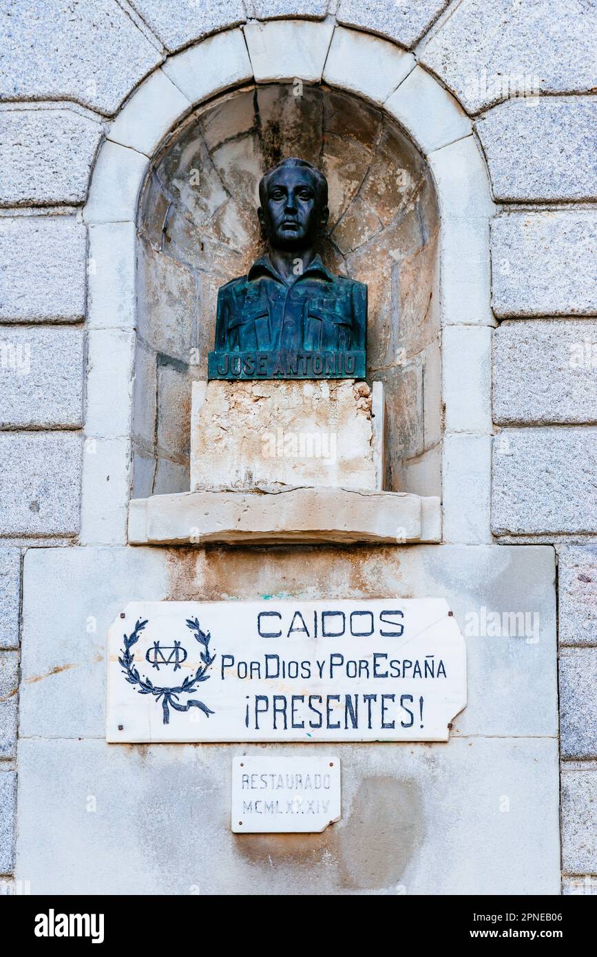 Detail of the niche with the bronze bust of Jose Antonio Primo de Rivera, founder of the Spanish Falange, a political movement of fascist ideology. Mo Stock Photo