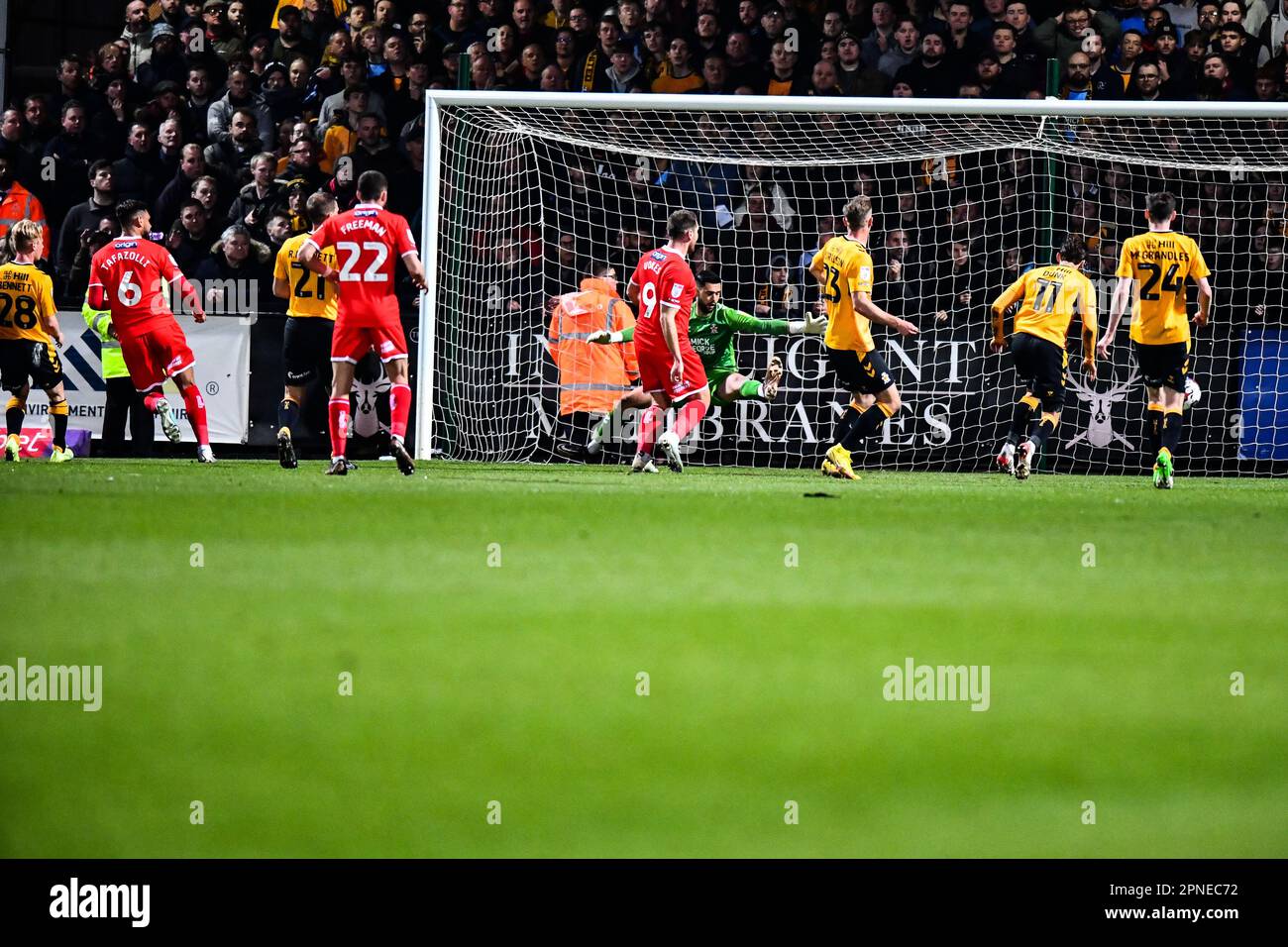 Ryan Tafazolli (6 Wycombe Wanderers) scores first goal during the Sky Bet League 1 match between Cambridge United and Wycombe Wanderers at the R Costings Abbey Stadium, Cambridge on Tuesday 18th April 2023. (Photo: Kevin Hodgson | MI News) Credit: MI News & Sport /Alamy Live News Stock Photo