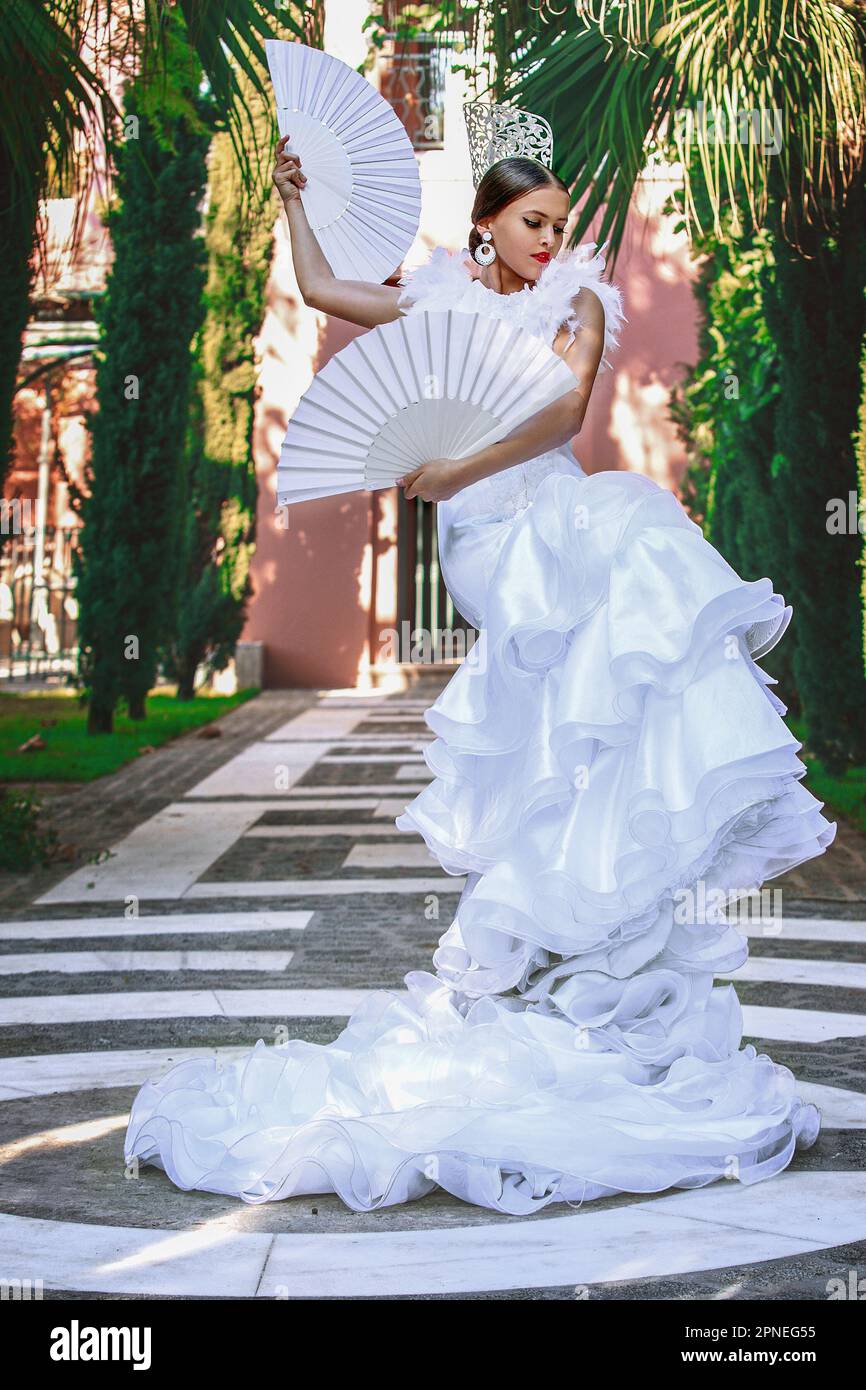 Loewe Flamenco dress in stretch viscose | REVERSIBLE, image size:866x1390