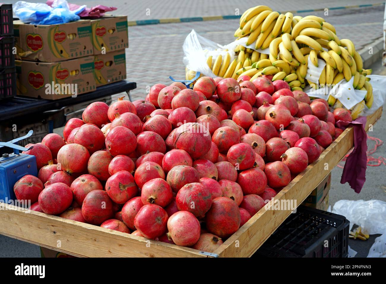 Buah Delima, Pomegranate Fruit at Mecca Saudi Arabia Stock Photo Alamy