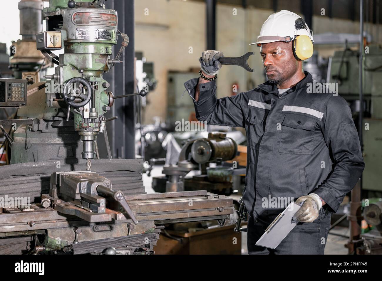 Engineering technician virtually examine the quality of workpieces