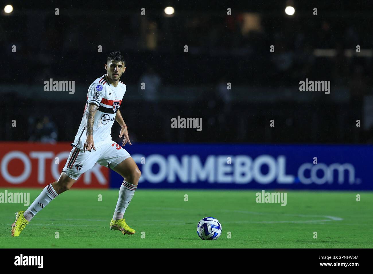 Man Playing New Fifa Game Sports Sao Paulo Brazil 2020 – Stock Editorial  Photo © miglagoa79@gmail.com #416030650