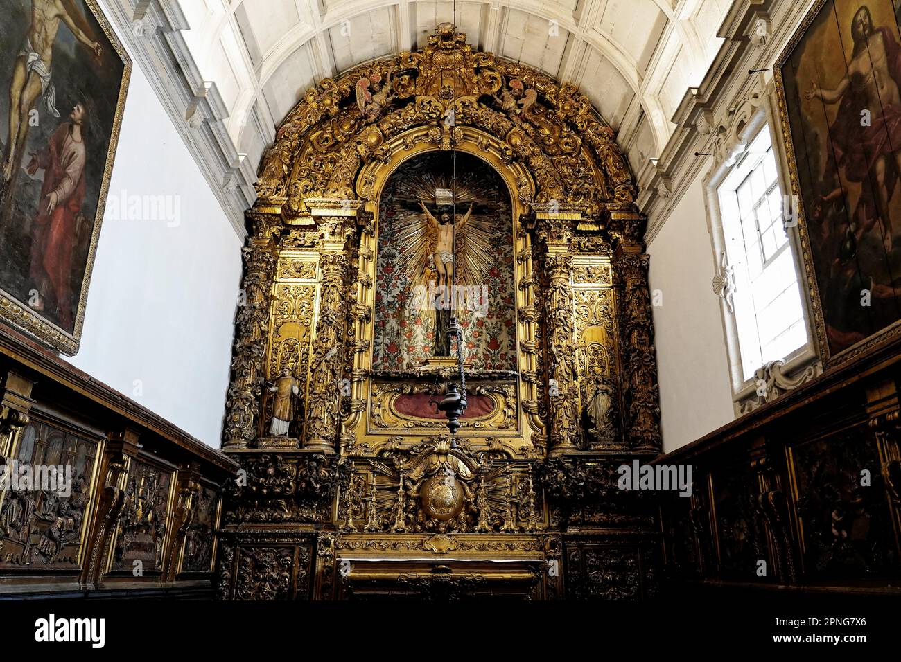 Side altar, Porto Cathedral, Se do Porto, Barredo district, UNESCO World Heritage Site, Barredo, Porto, Porto district, Portugal Stock Photo