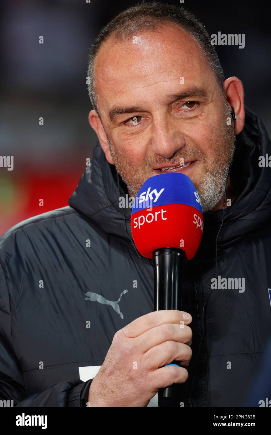 Frank SCHMIDT (coach of 1.FC Heidenheim) in front of the match, during the interview with SKY Sport Stock Photo