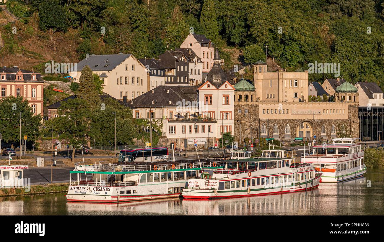 Discover the picturesque beauty of Traben-Trarbach - An idyllic town on the Moselle Stock Photo