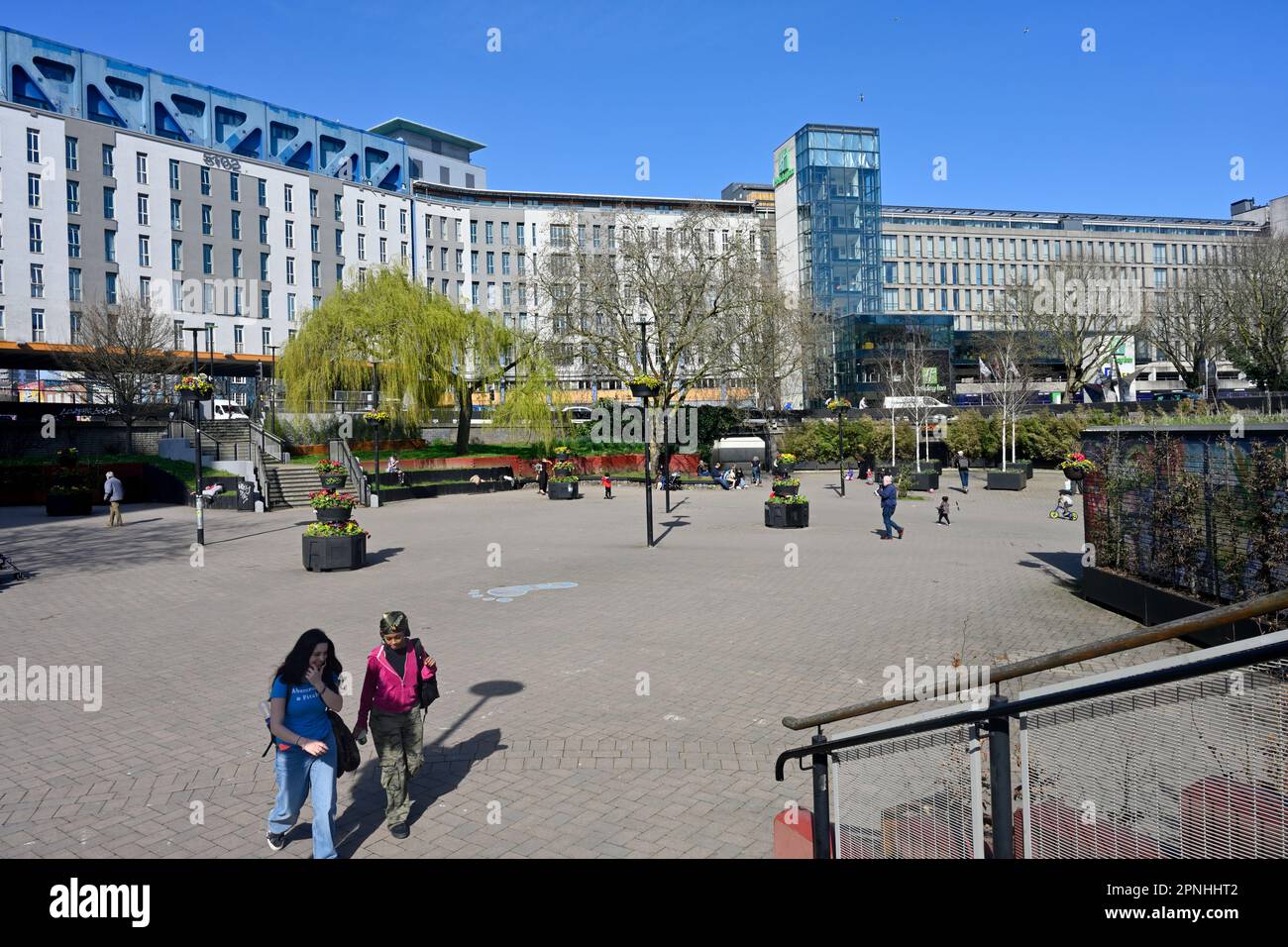 St James Barton Roundabout, known locally as the Bear Pit, in central Bristol, UK, with Holiday Inn behind Stock Photo